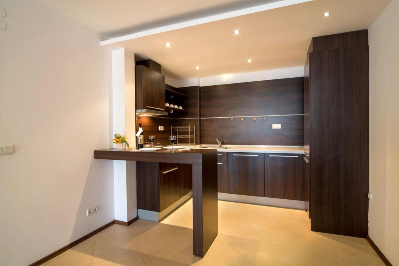Spacious Studio With Balcony & Pool By The Marina Balchik Luaran gambar