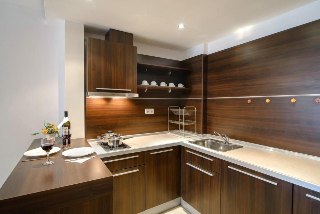 Spacious Studio With Balcony & Pool By The Marina Balchik Luaran gambar